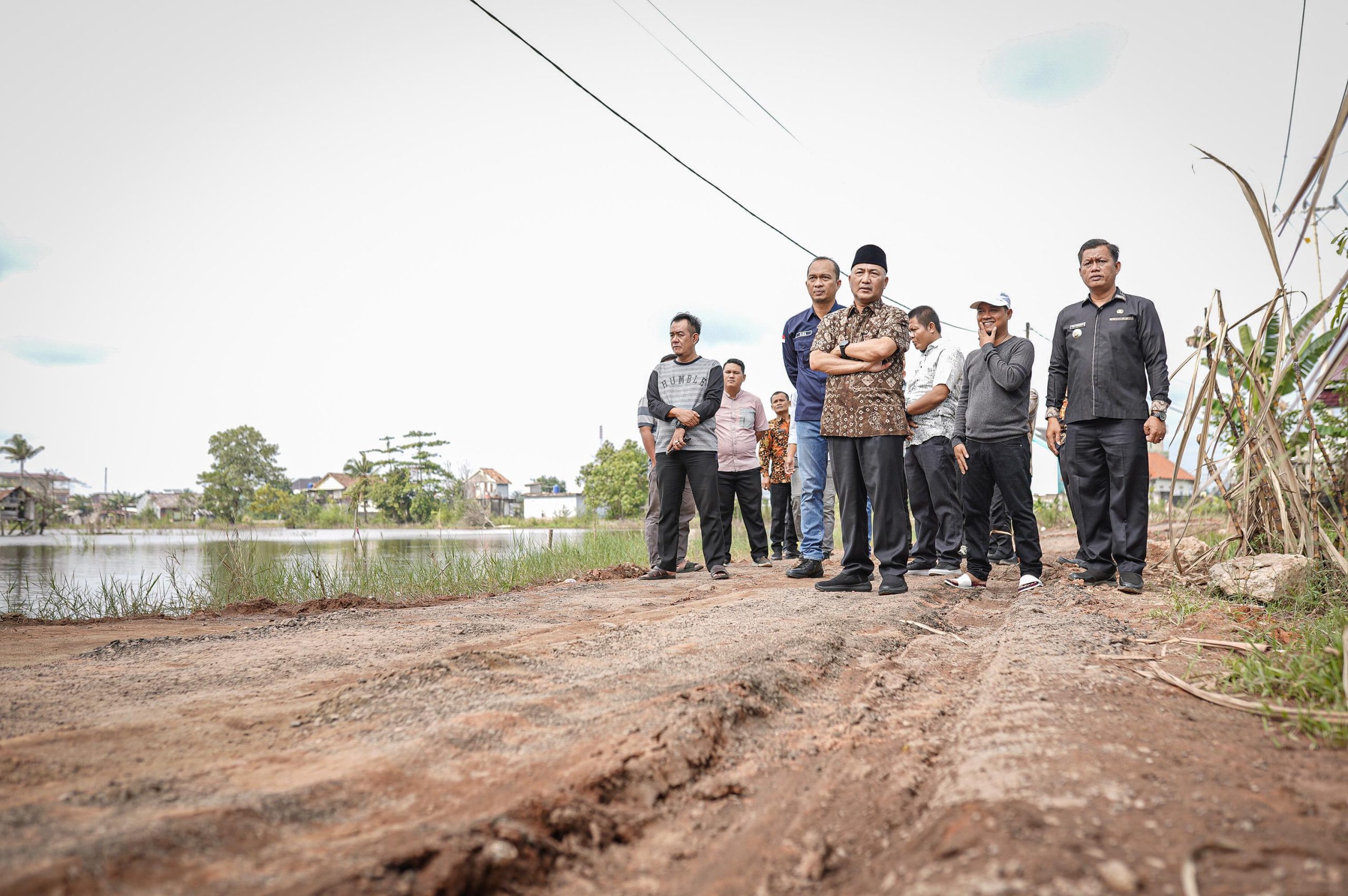 Pj Bupati Apriyadi Respon Keluhan Warga Perumahan Mutiara Sejahtera