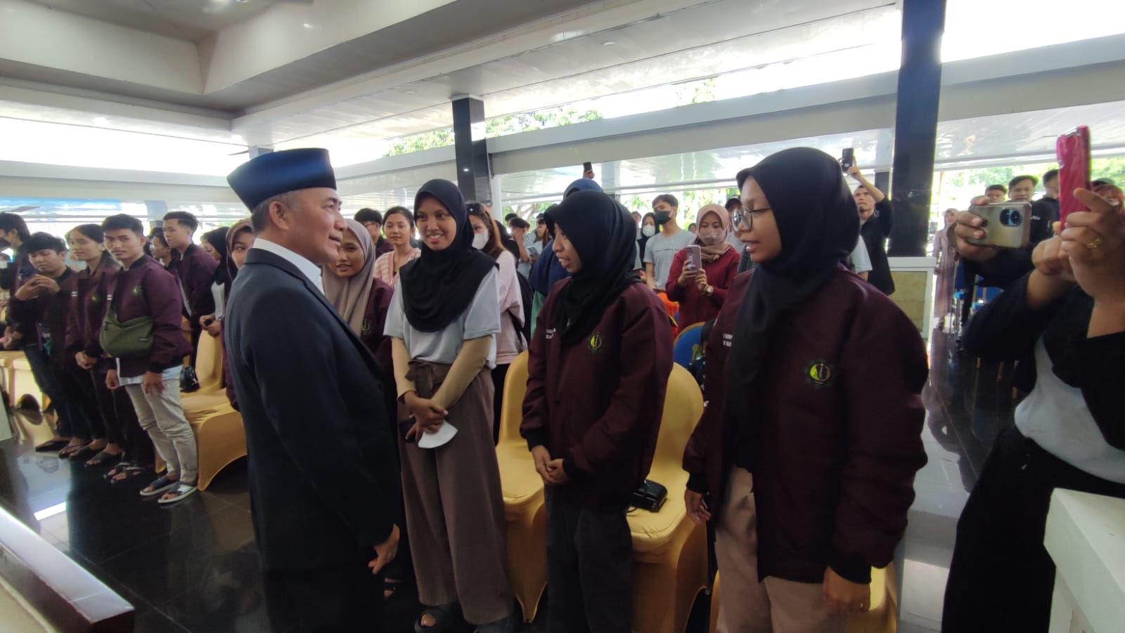 Pj Bupati Apriyadi Sambut Kepulangan Pemudik