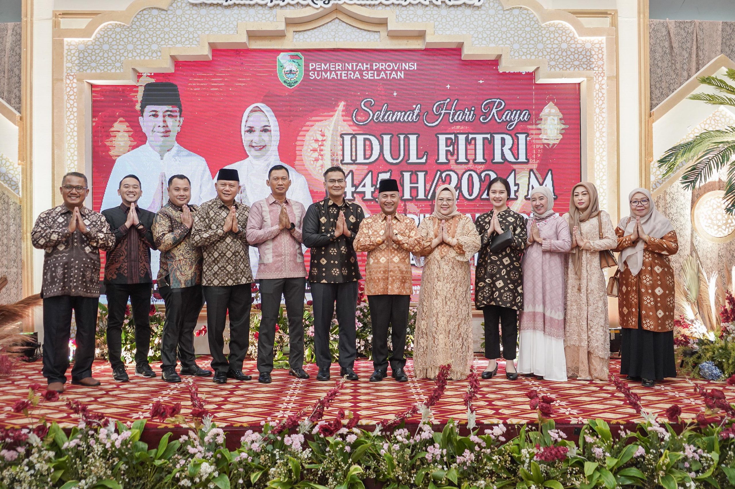 Pj Bupati Apriyadi dan Kepala OPD Kompak Pakai Gambo Muba saat Halal Bihalal ke Forkopimda Sumsel