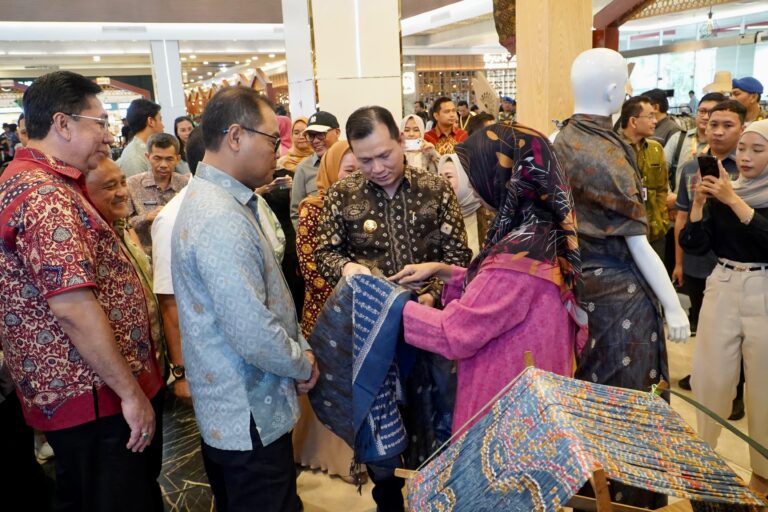 Semarak UMKM Sriwijaya 2024, Pj Gubernur Dorong Pengembangan UMKM Sumsel ke Kancah Internasional