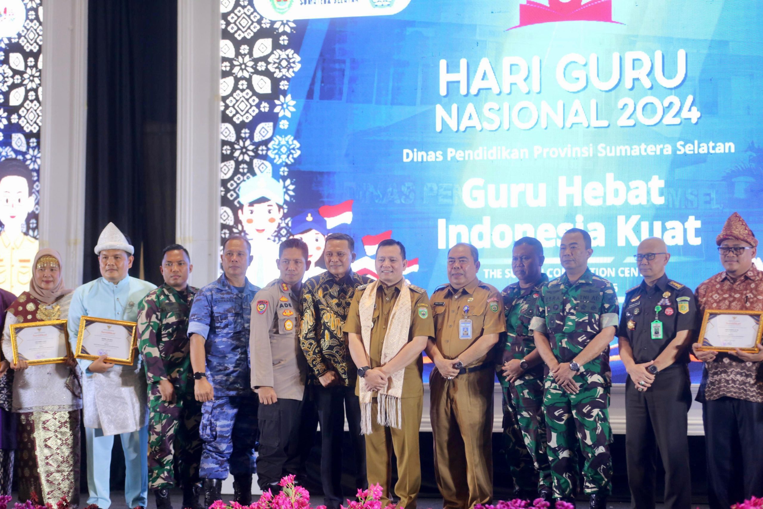 Pj Gubernur Elen Setiadi Hadiri Peringatan Hari Guru Nasional Tingkat Provinsi Sumsel Tahun 2024