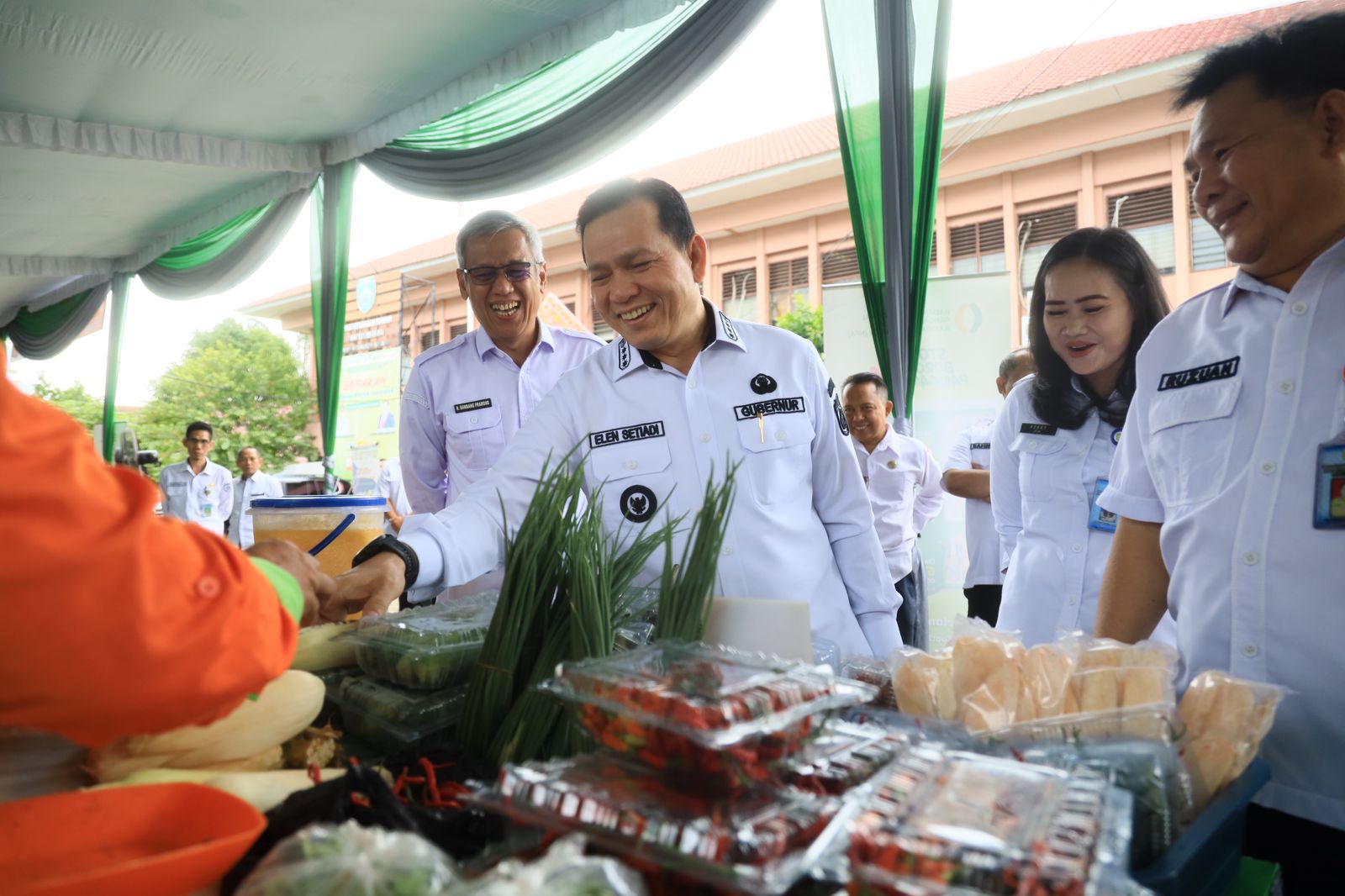 Galakan Gerakan Pasar Murah, Pj Gubernur Elen Setiadi  Pastikan Stok Pangan Aman Jelang Nataru