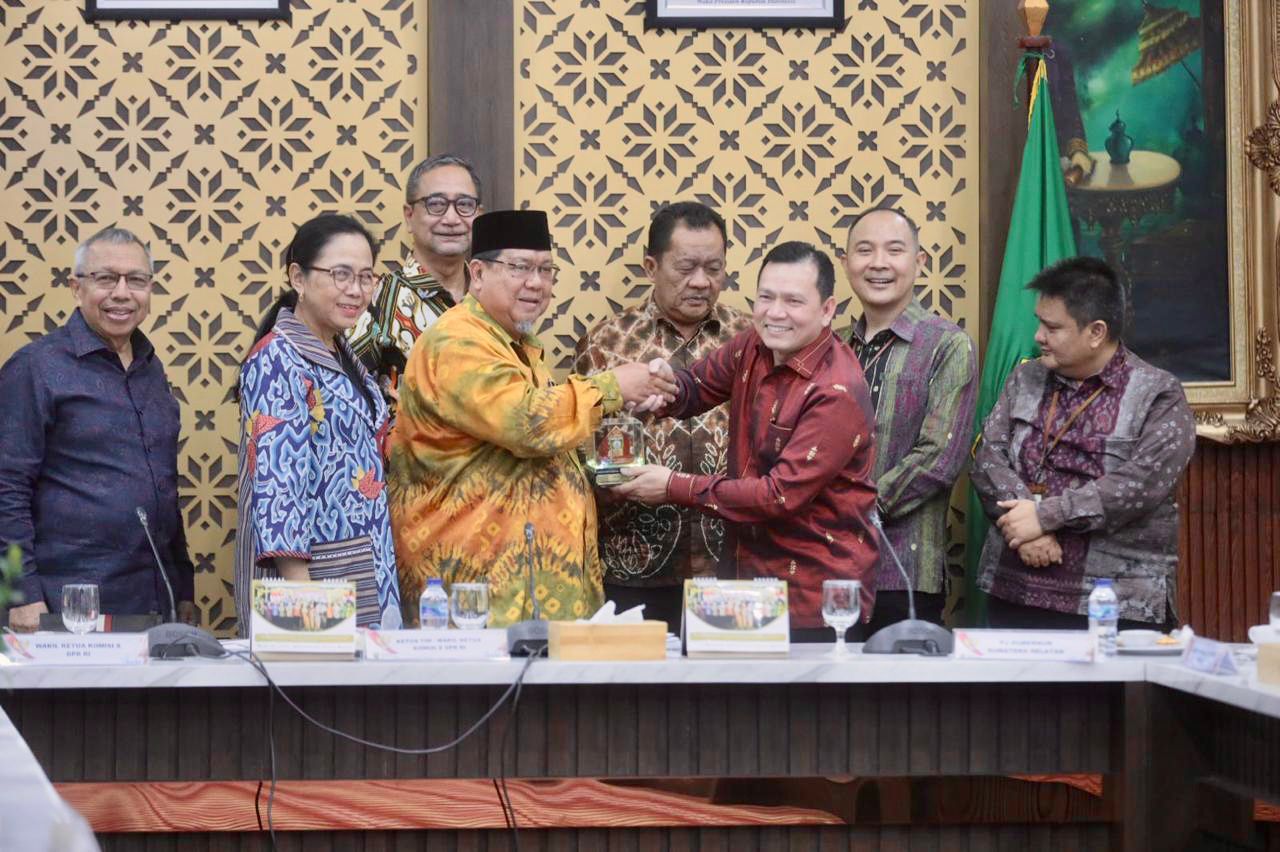 Bahas Kebijakan Pemerintah Terkait Dunia Pendidikan, Pj Gubernur Elen Setiadi Terima Kunker Spesifik Komisi X DPR RI