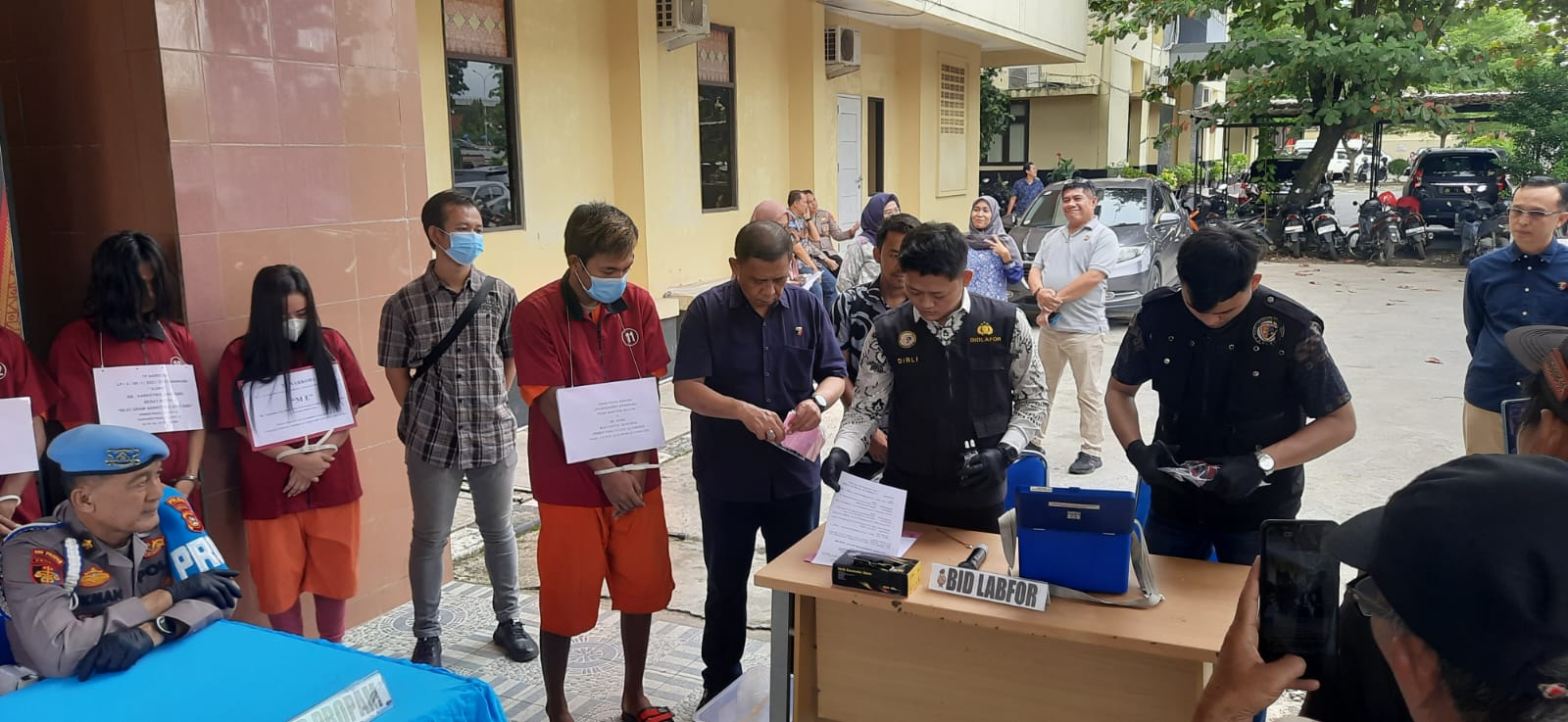 Ditresnarkoba Polda Sumsel Blender 4,079 Kg Sabu