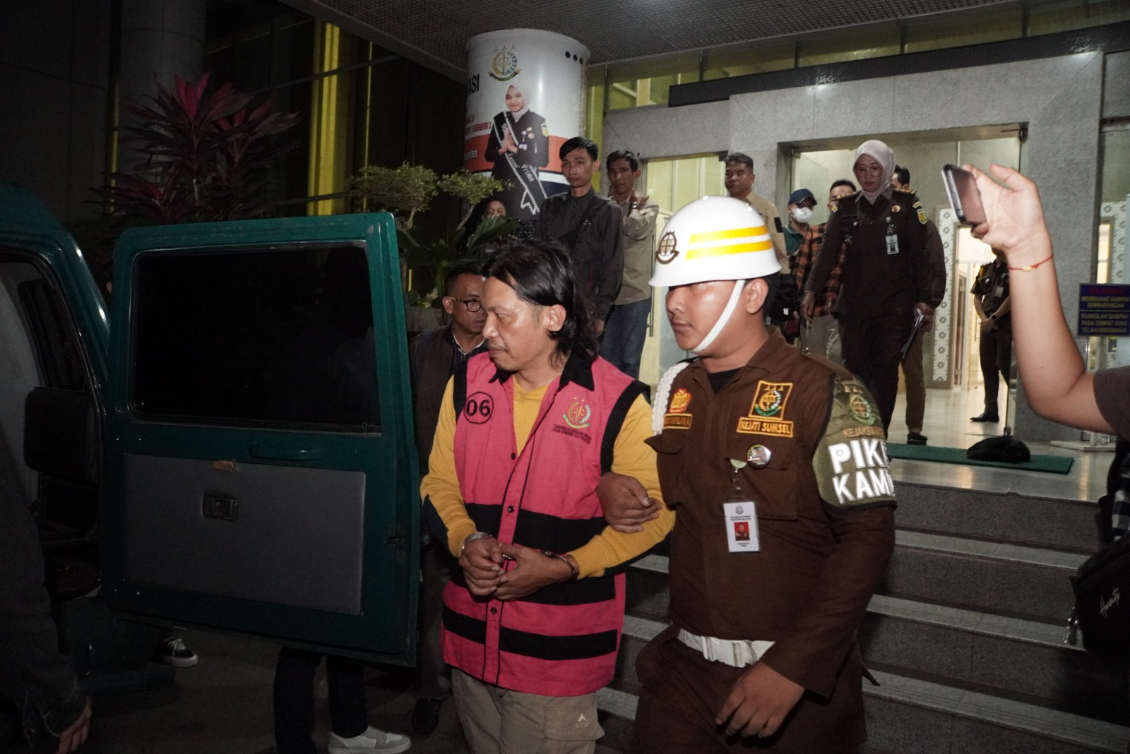 Kerugian Negara Capai Ratusan Milliar, Kejati Sumsel Tangkap DPO Kasus Korupsi Dana Covid