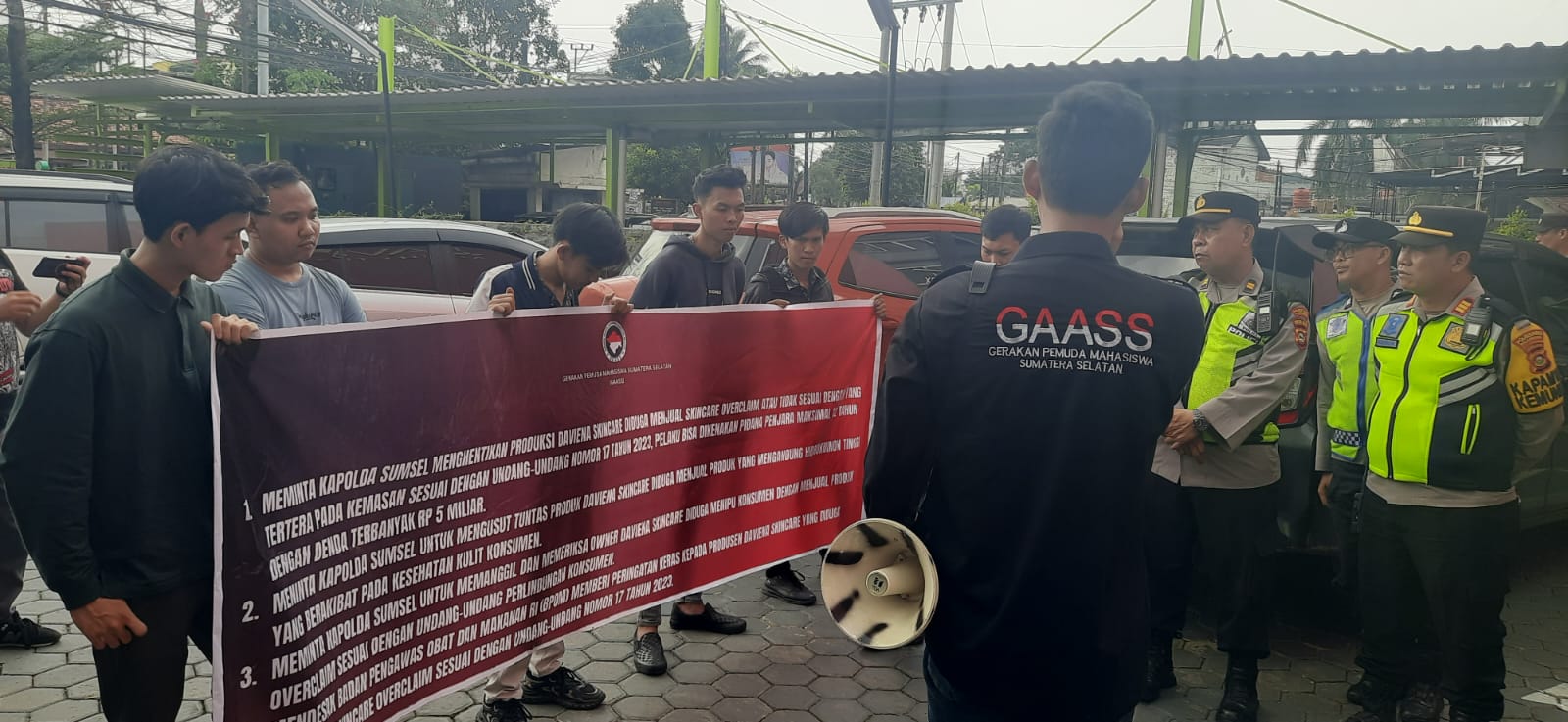 Daviena Aesthetic Clinic Palembang Digeruduk Mahasiswa
