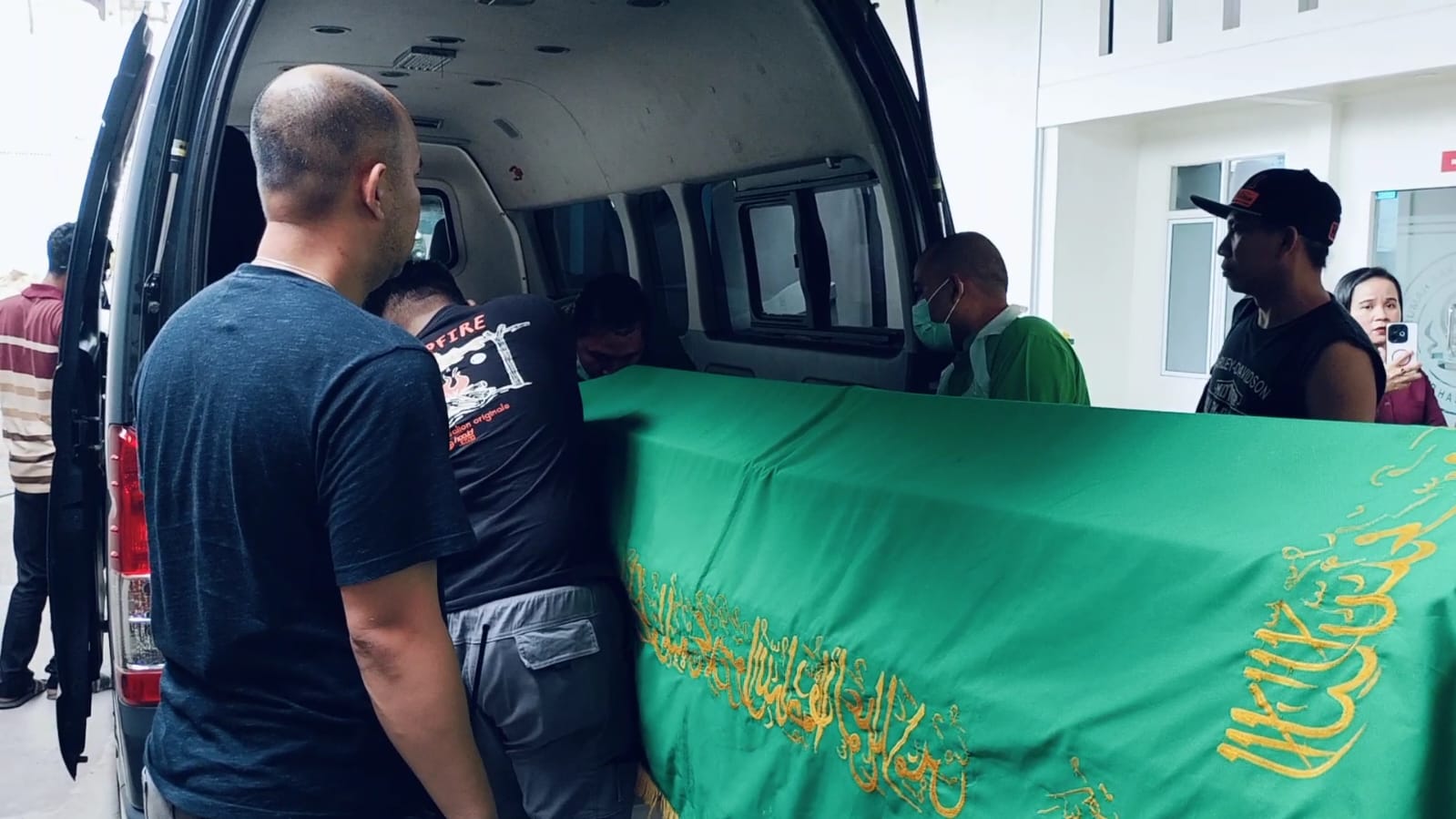Lakukan Perlawanan Saat Ditangkap, Satu Pelaku Begal Bermobil Sigra Tewas Ditembak Polisi