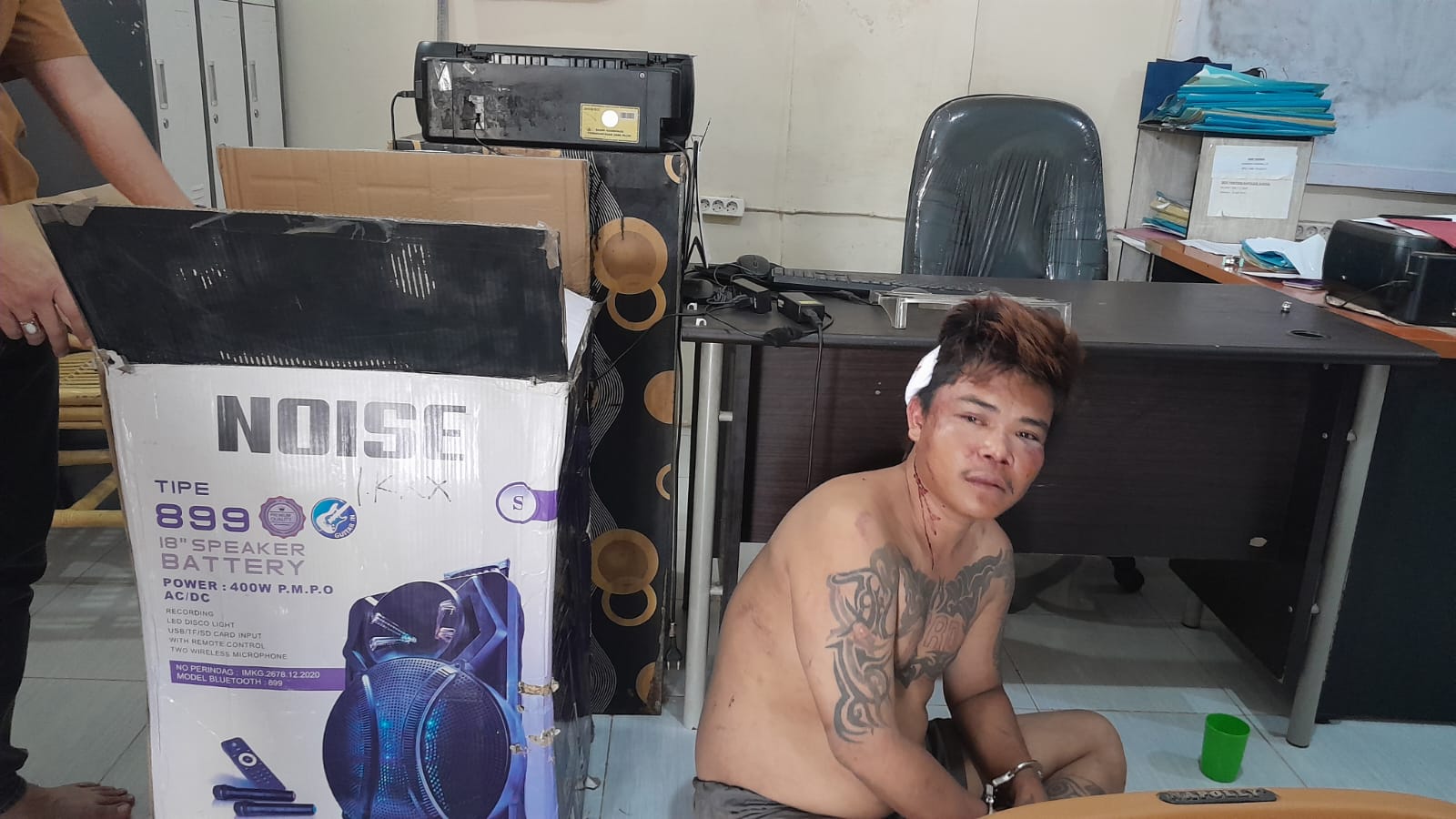 Viral Pelaku Pencurian Speaker di Jalan Brigjen Hasan Kasim Palembang Ditelanjangi Warga