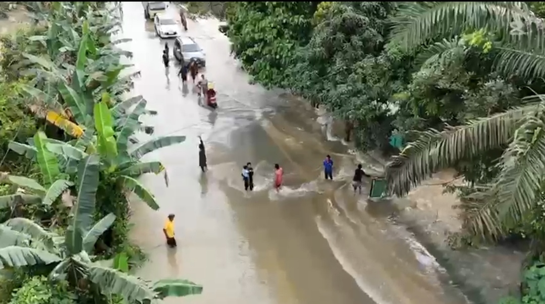 Puluhan KK Dievakuasi, Debit Air di Desa Peninggalan Alami Kenaikan