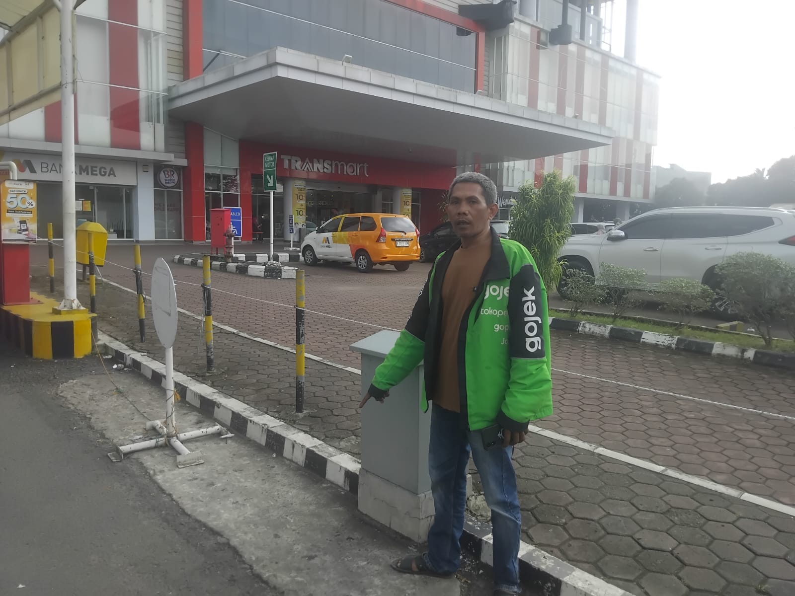 Motor Ojol Hilang Didepan Pintu Masuk Transmart Palembang