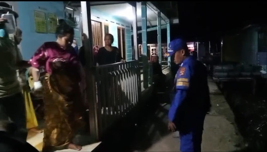 Ambulance Apung Polairud Polda Sumsel Evakuasi Warga Hendak Melahirkan di Rumah Sakit Bunda Palembang