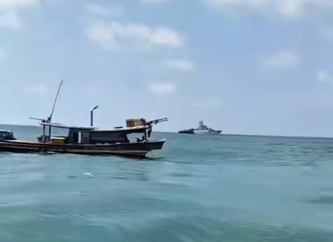 4 Nelayan Hingga Kini Masih Dinyatakan Hilang Pas Penambakan Diduga Kapal TNI AL