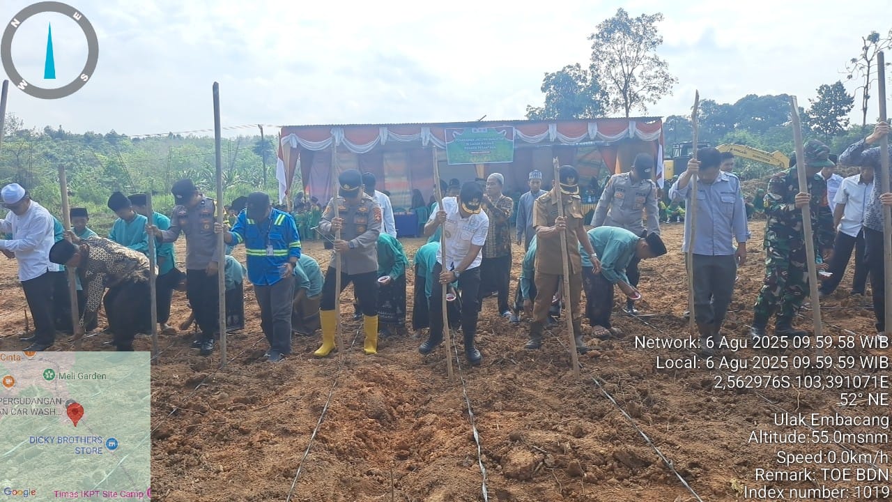 Dukung Ketahanan Pangan Nasional, Polsek Sanga Desa Tanam Jagung Serentak di Lahan 1 Hektare