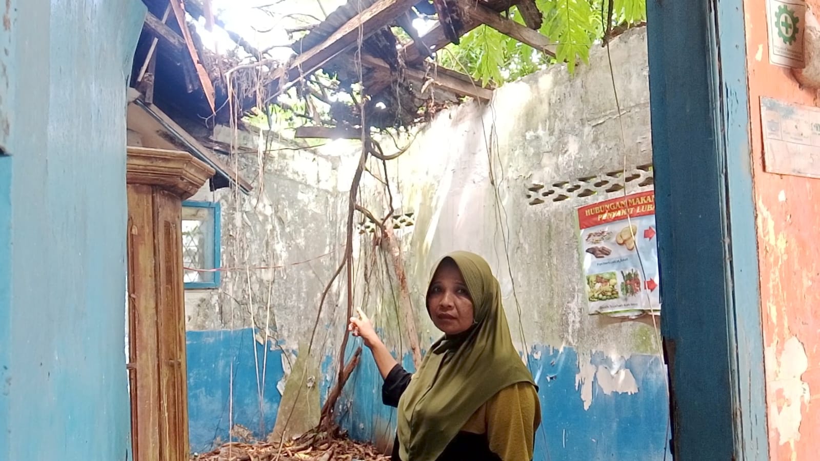Tak Pernah Tersentuh Pemerintah, 5 Ruangan SD 31 Palembang Atapnya Roboh