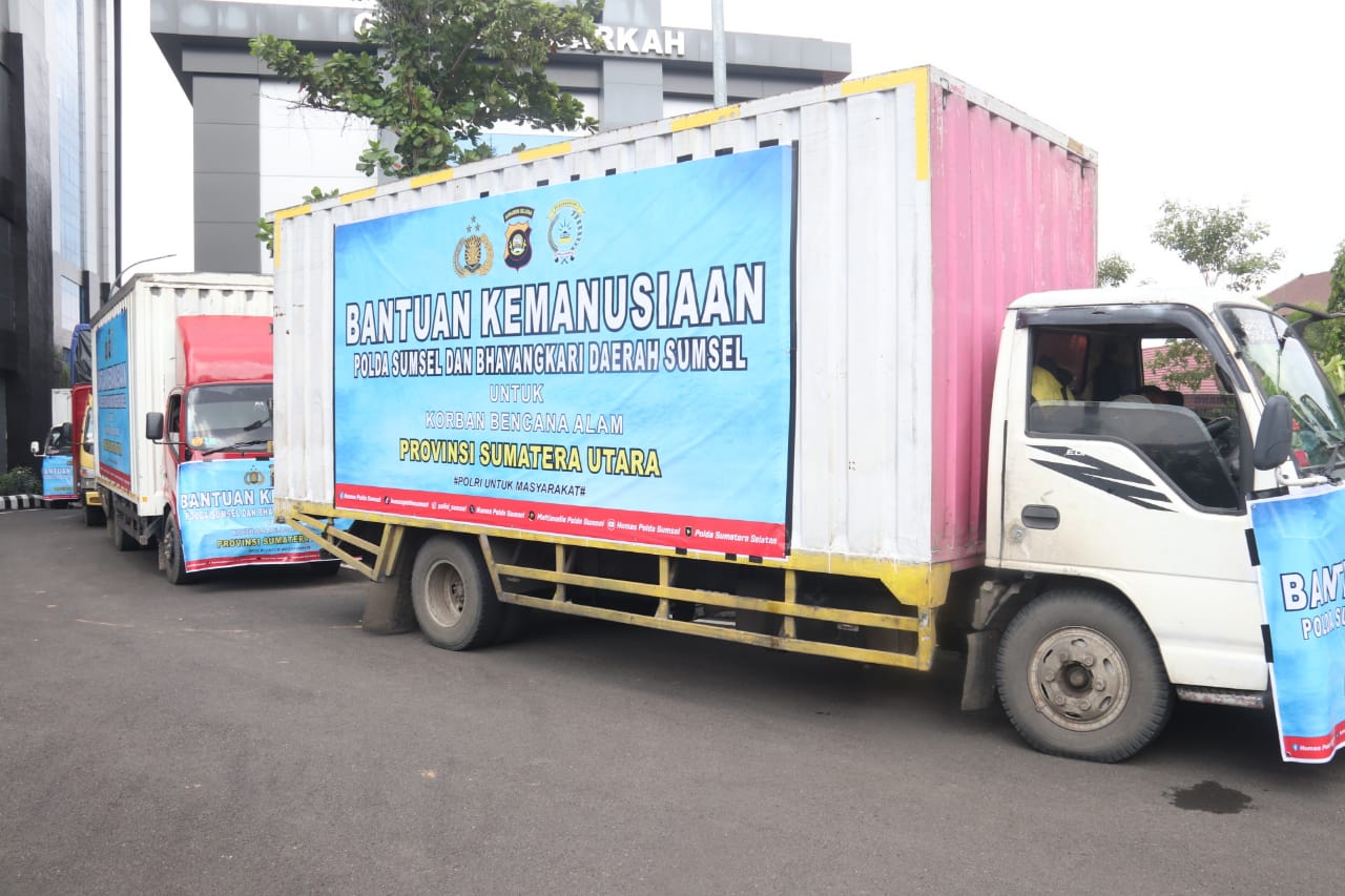 Polda Sumsel Kirim Ribuan Bantuan Kemanusiaan untuk Korban Bencana di Aceh, Sumut, dan Sumbar