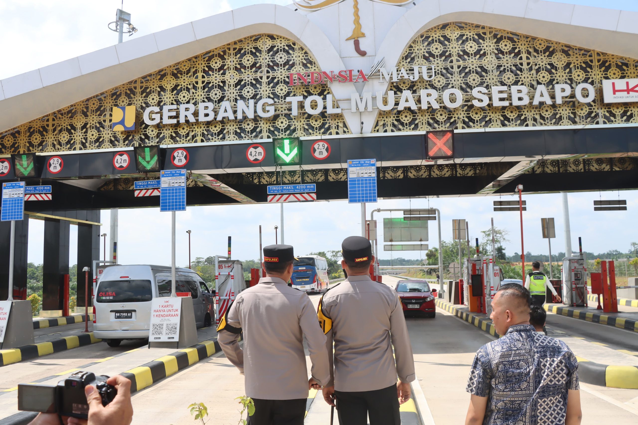 Kapolres Muba-Muara Jambi Cek Jalintim dan Tol, Pastikan Aman Jelang Nataru