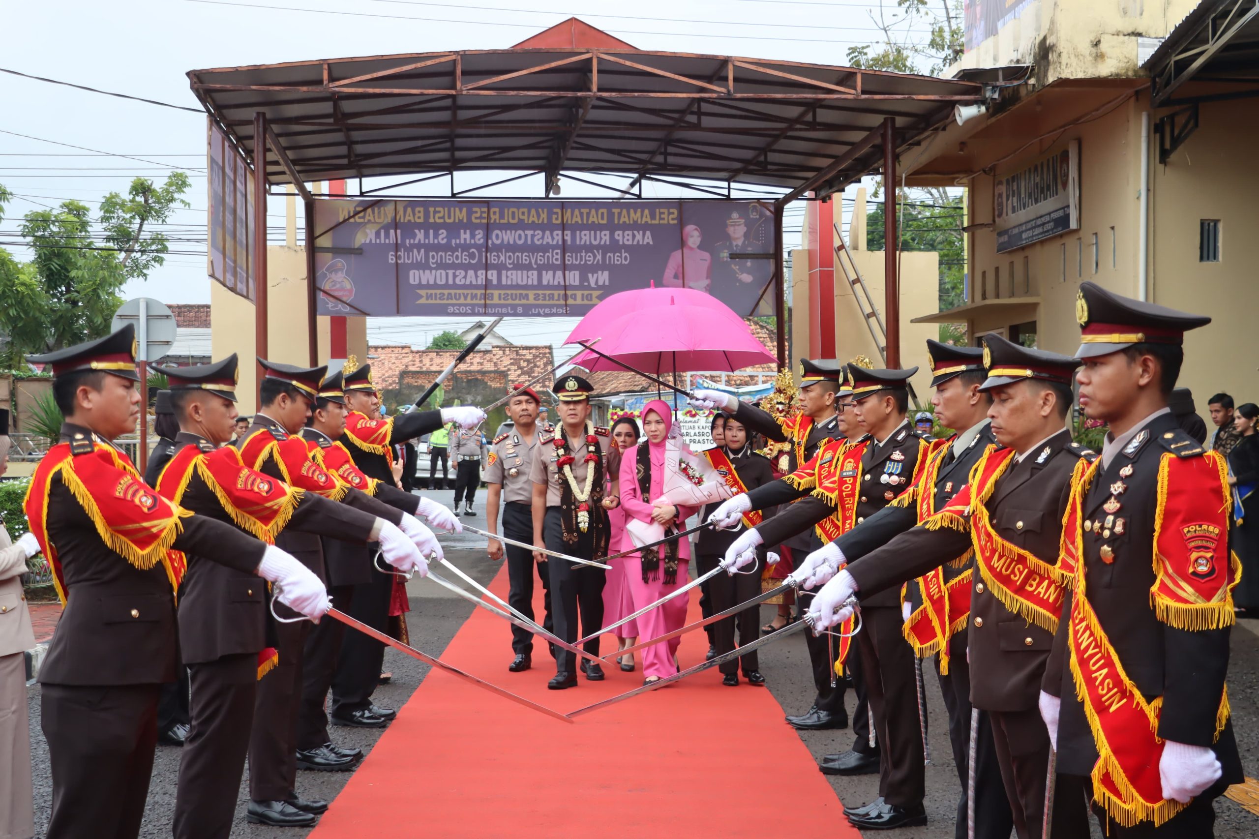 Farewell Parade Kapolres Muba, AKBP Ruri Prastowo Resmi Gantikan AKBP God Parlasro Sinaga