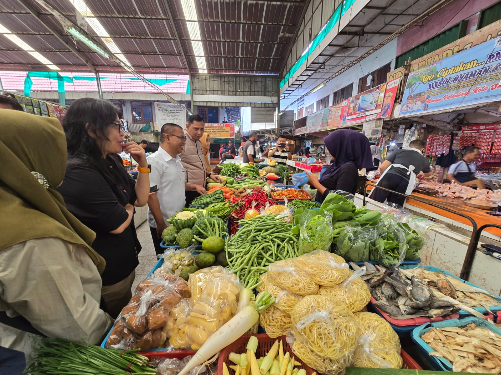 Satgas Pangan Pusat Sidak Pasar Lemabang Palembang, Stok Bapokting Aman Jelang Idulfitri