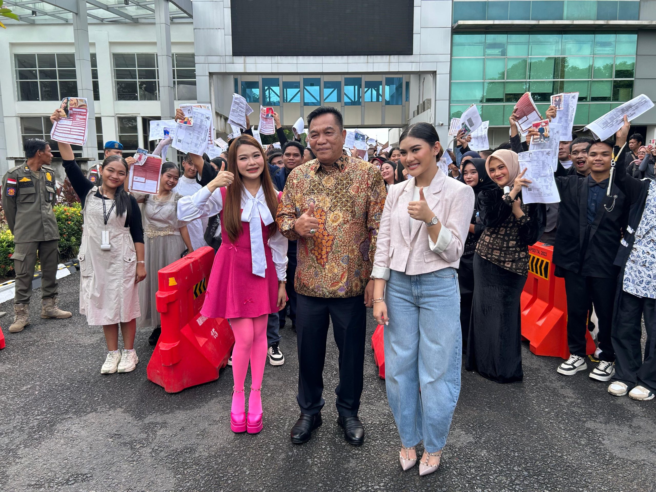 Semangat Membara, Peserta D’Academy 8 Rela Datang dari Luar Daerah ke Muba