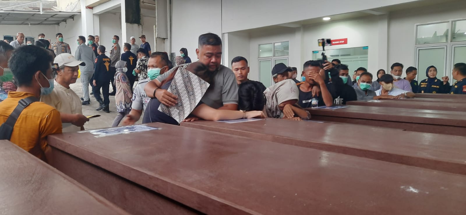 Tim DVI Berhasil Identifikasi 14 Jenazah Korban Bus ALS, Langsung Diserahkan ke Keluarga