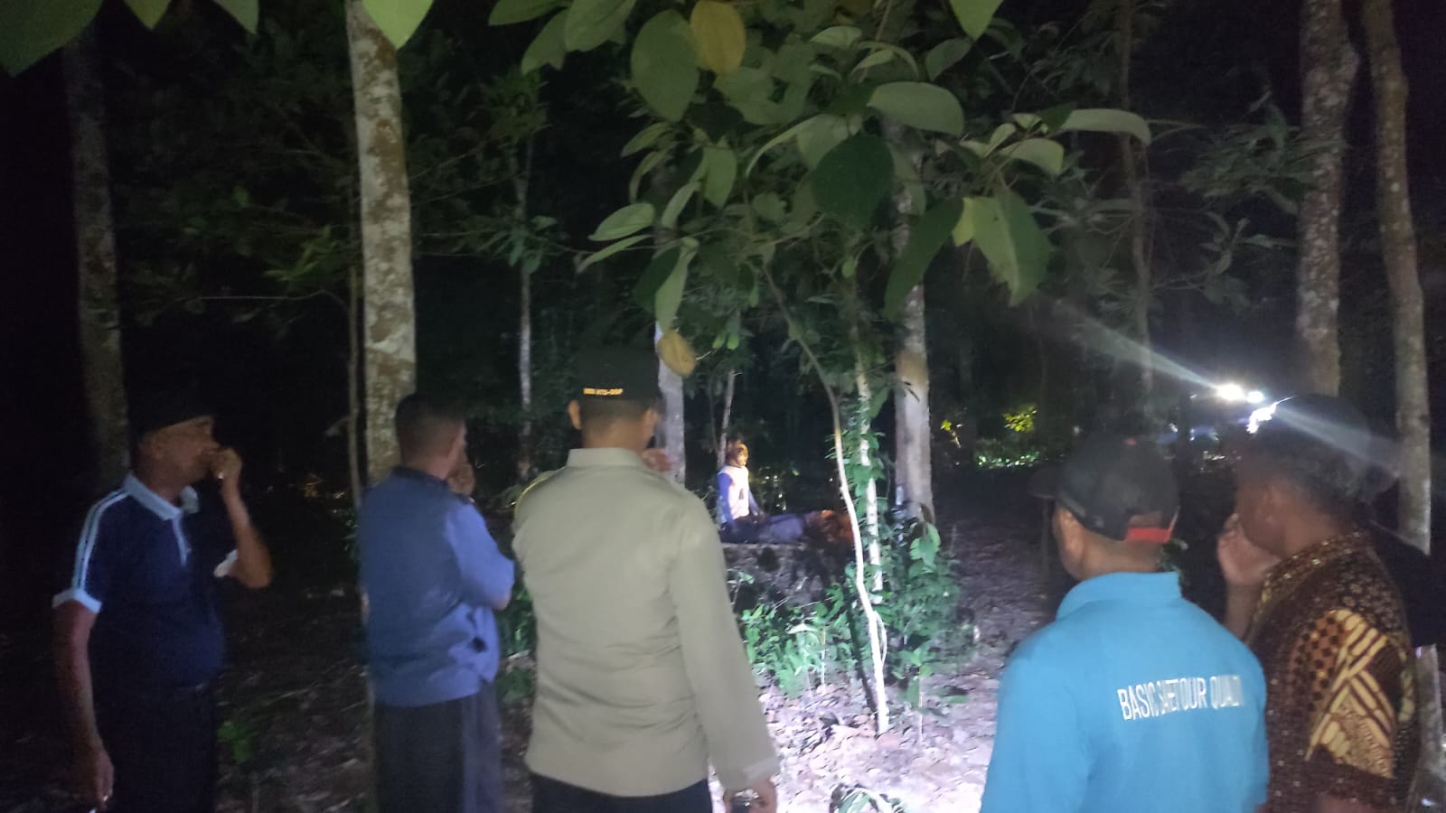 Dua Jenazah Pasutri Ditemukan di Perkebunan Karet Banyuasin, Polisi Lakukan Penyelidikan Intensif