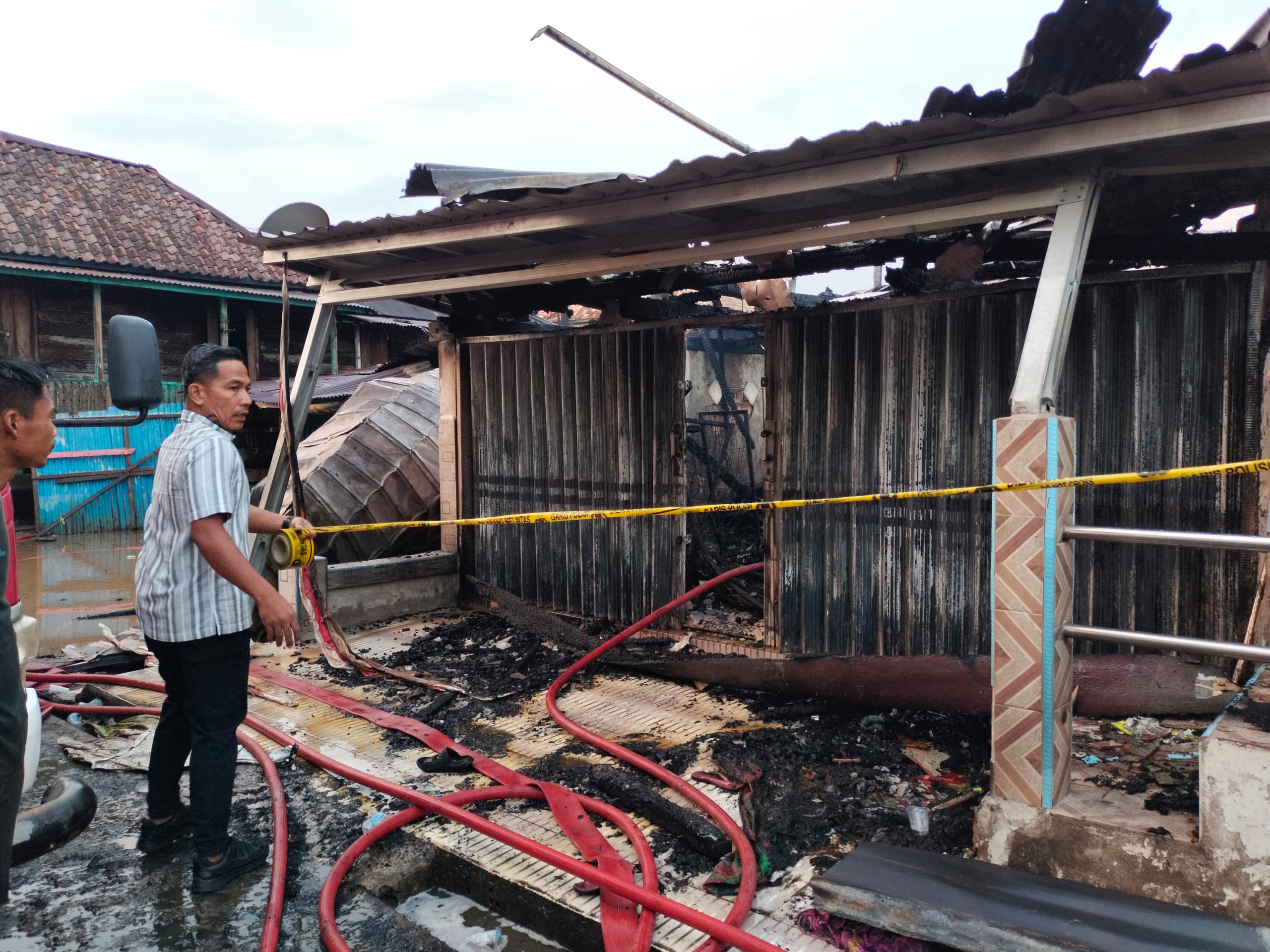 Si Jago Merah Mengamuk di Desa Teluk Lais, Enam Rumah Ludes dan Tiga Rusak