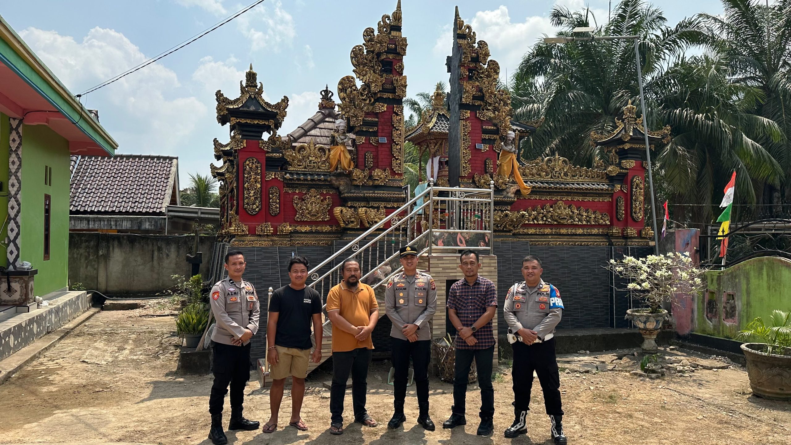 Sambangi Tokoh Masyarakat Adat Bali, Polsek Batanghari Leko Perkuat Sinergi Jaga Kamtibmas