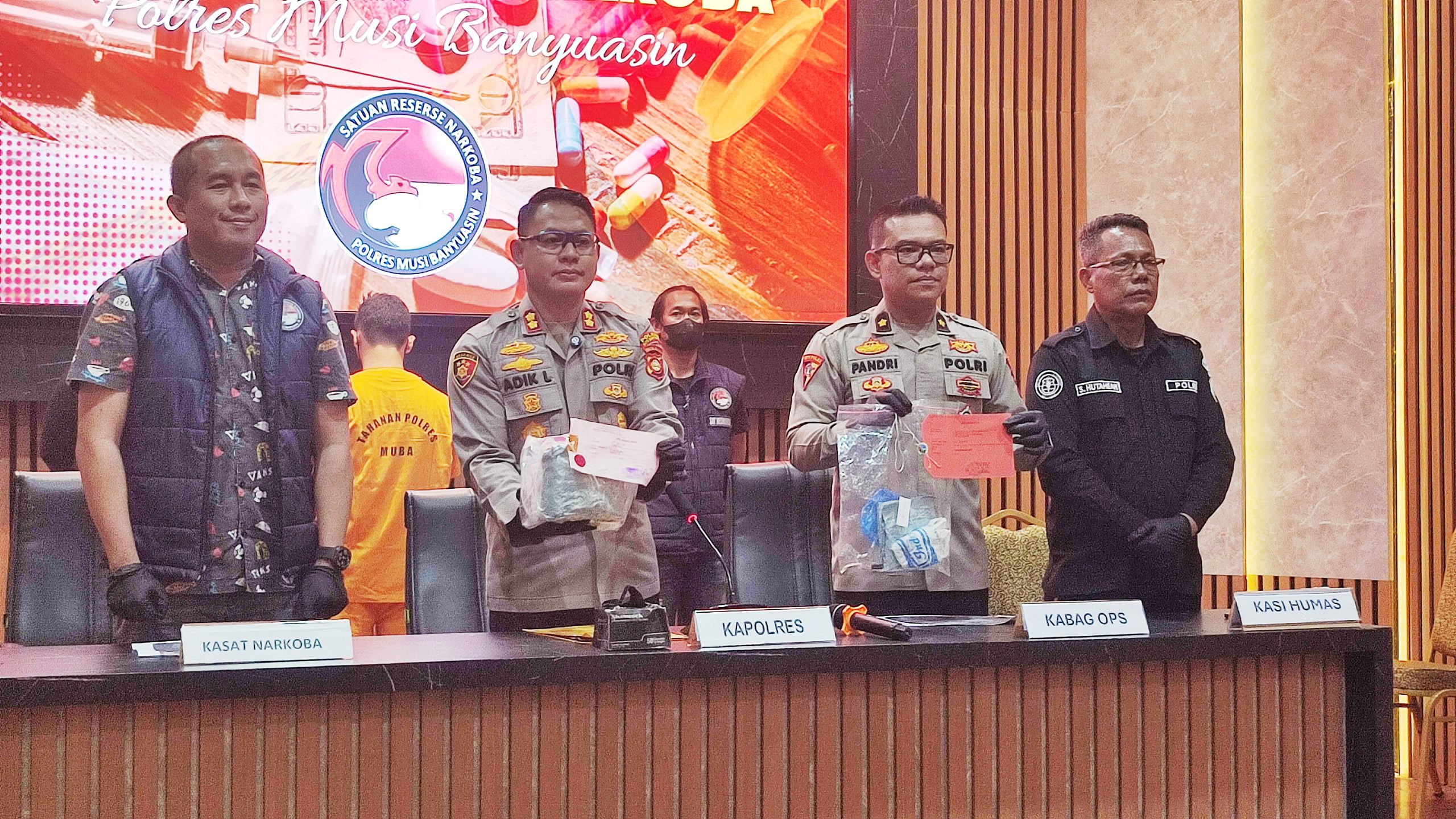 Penggerebekan di Sungai Keruh, Polisi Sita 1.778 Gram Sabu dari Dua Tempat Persembunyian
